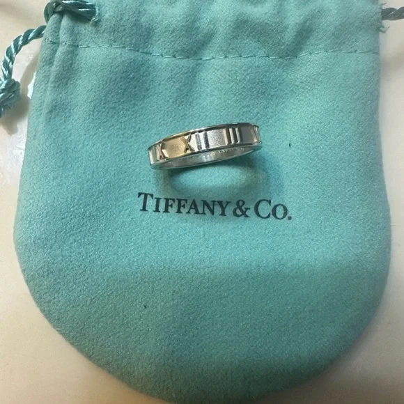 🔹Authentic Tiffany & Co. Silver Roman Numeral Band 🔷 - Picture 3 of 4